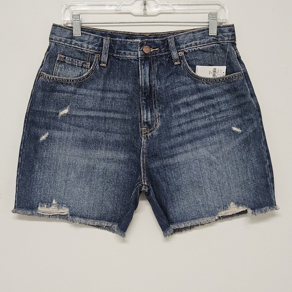OLD NAVY HIGH RISE SLOUCHY STRAIGHT BUILT IN TOUGH JEAN SHORTS GIRL SIZE 16 PLUS - Picture 1 of 8